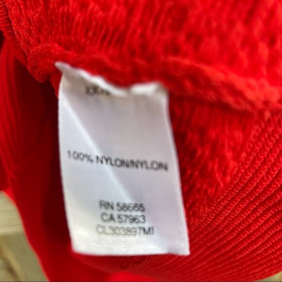 Classiques Entier Sweater Red Textured Stretch Partial Back Zip NWT XS Holiday - Picture 10 of 10